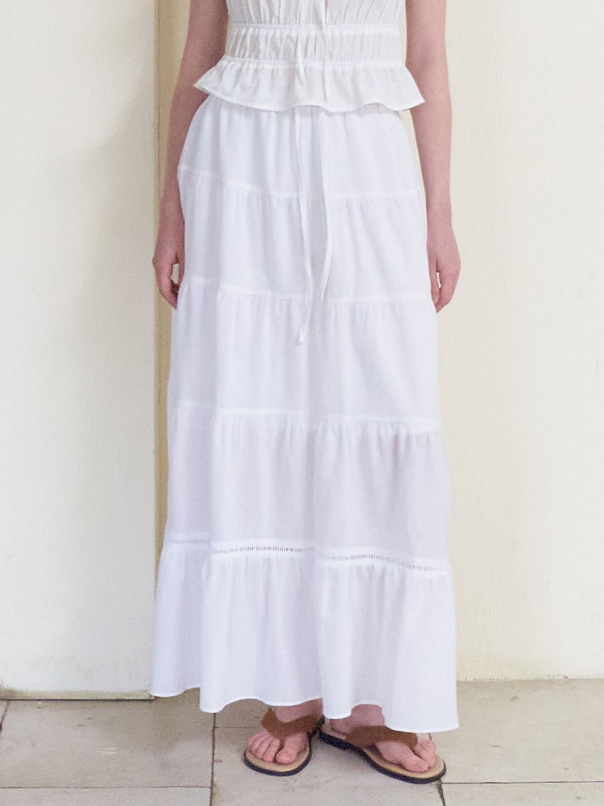 에트몽(ETMON) Crinkle Tiered Long Skirt, White