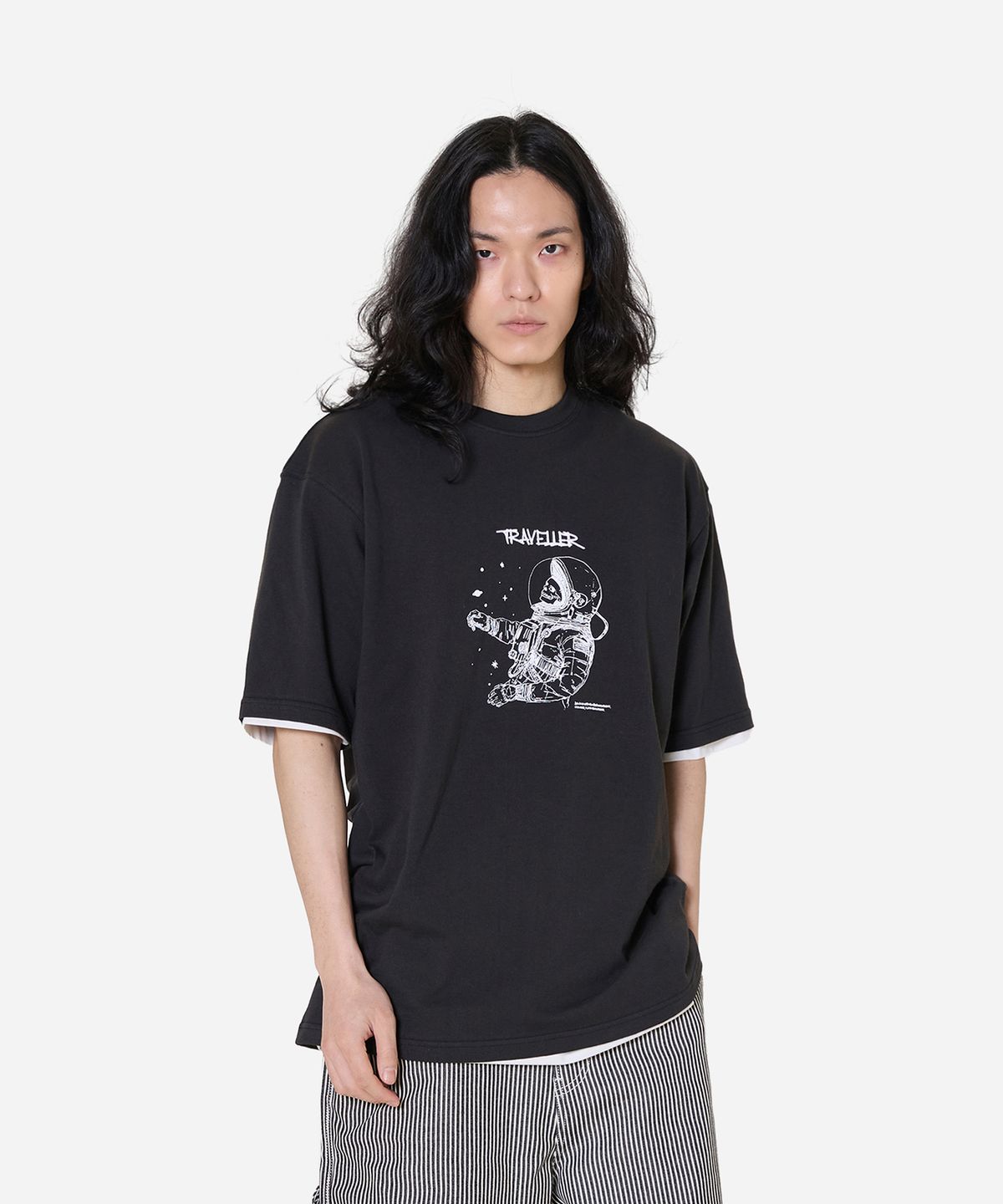모드나인(MODNINE) Traveller - Oversized T-Shirt Black