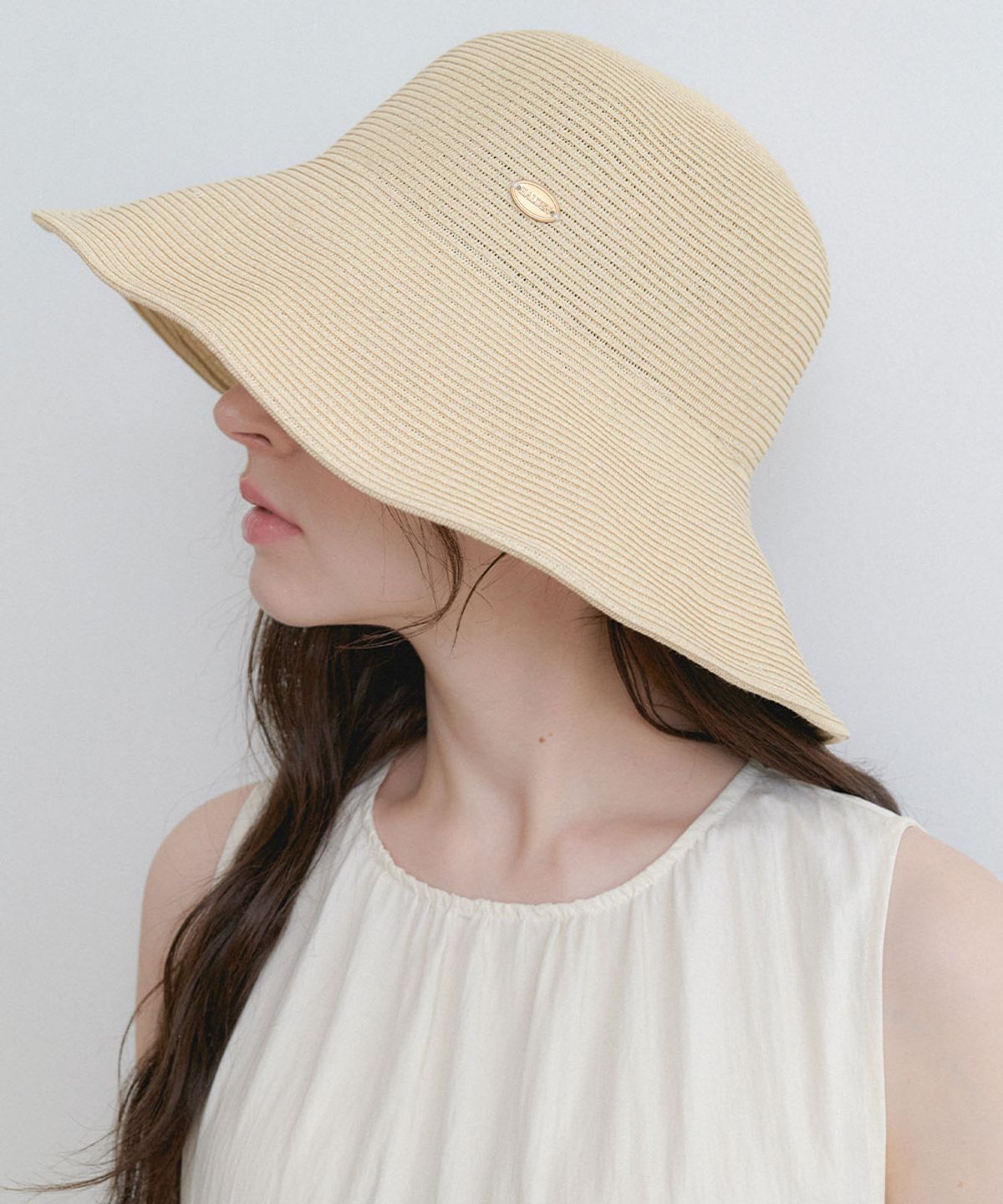 할렌(HALDEN) wide pendant bucket hat (C079_ivory)
