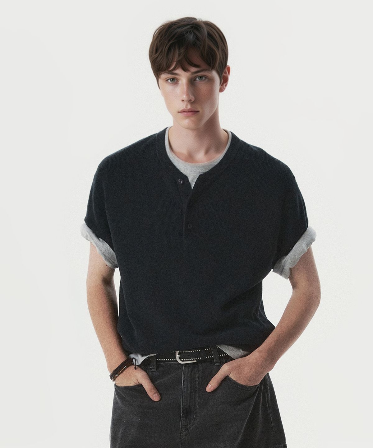 후아유(WHO.A.U) Henley Neck Short Sleeve Sweater / WHKAG2592U