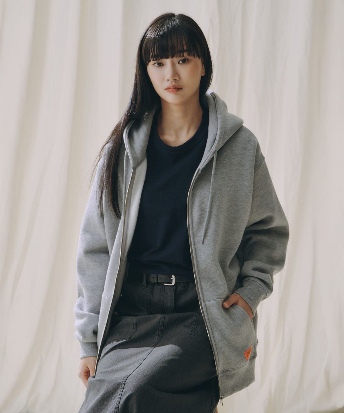 유니버셜 오버롤(UNIVERSAL OVERALL) [JP COLLECTION ]SIGNATURE HOODIE ZIP-UP HEATHER GREY