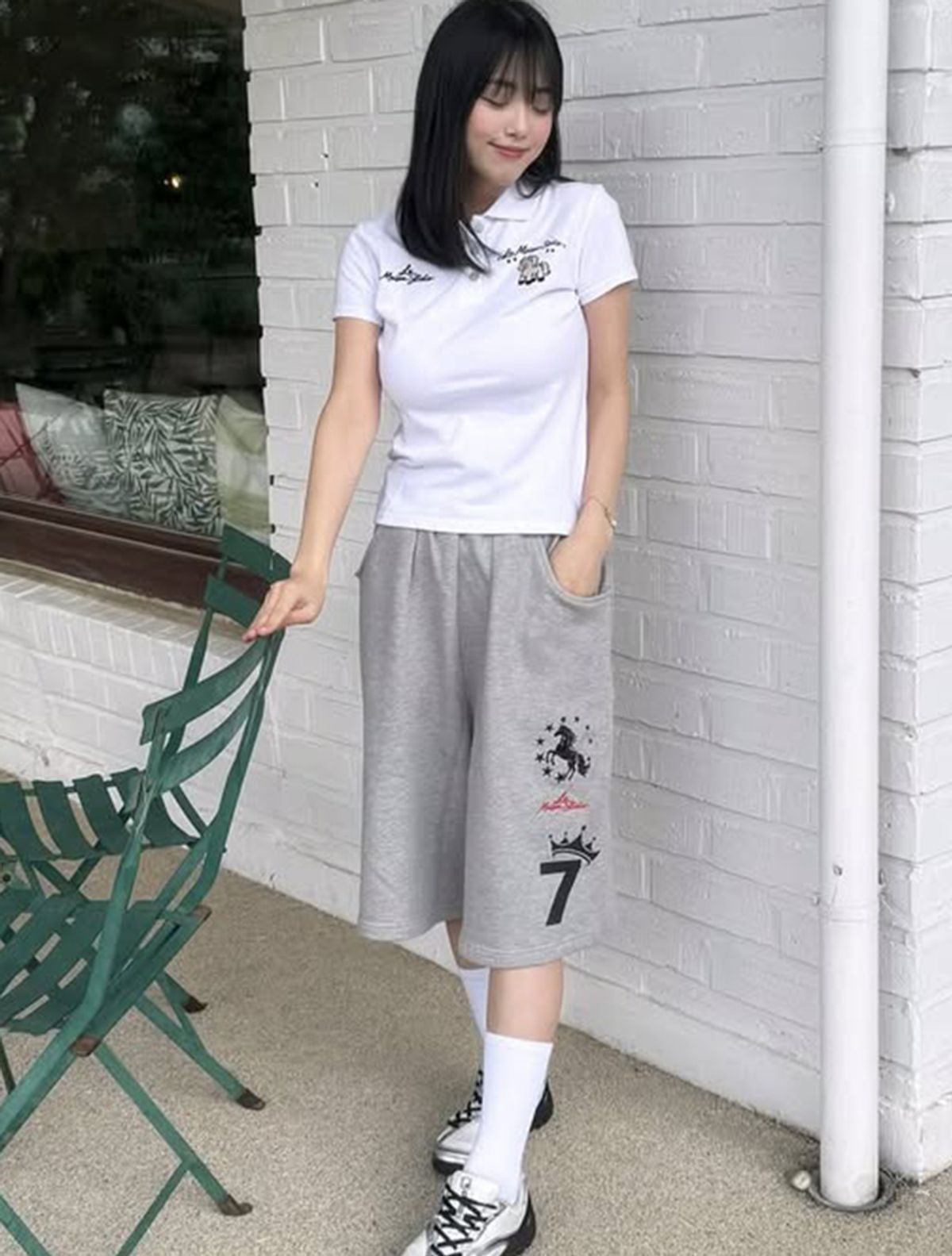 라 메종 스튜디오(LA MAISON STUDIO) STAR HORSE BERMUDA SHORTS MELANGRAY(FCG2PT817M)