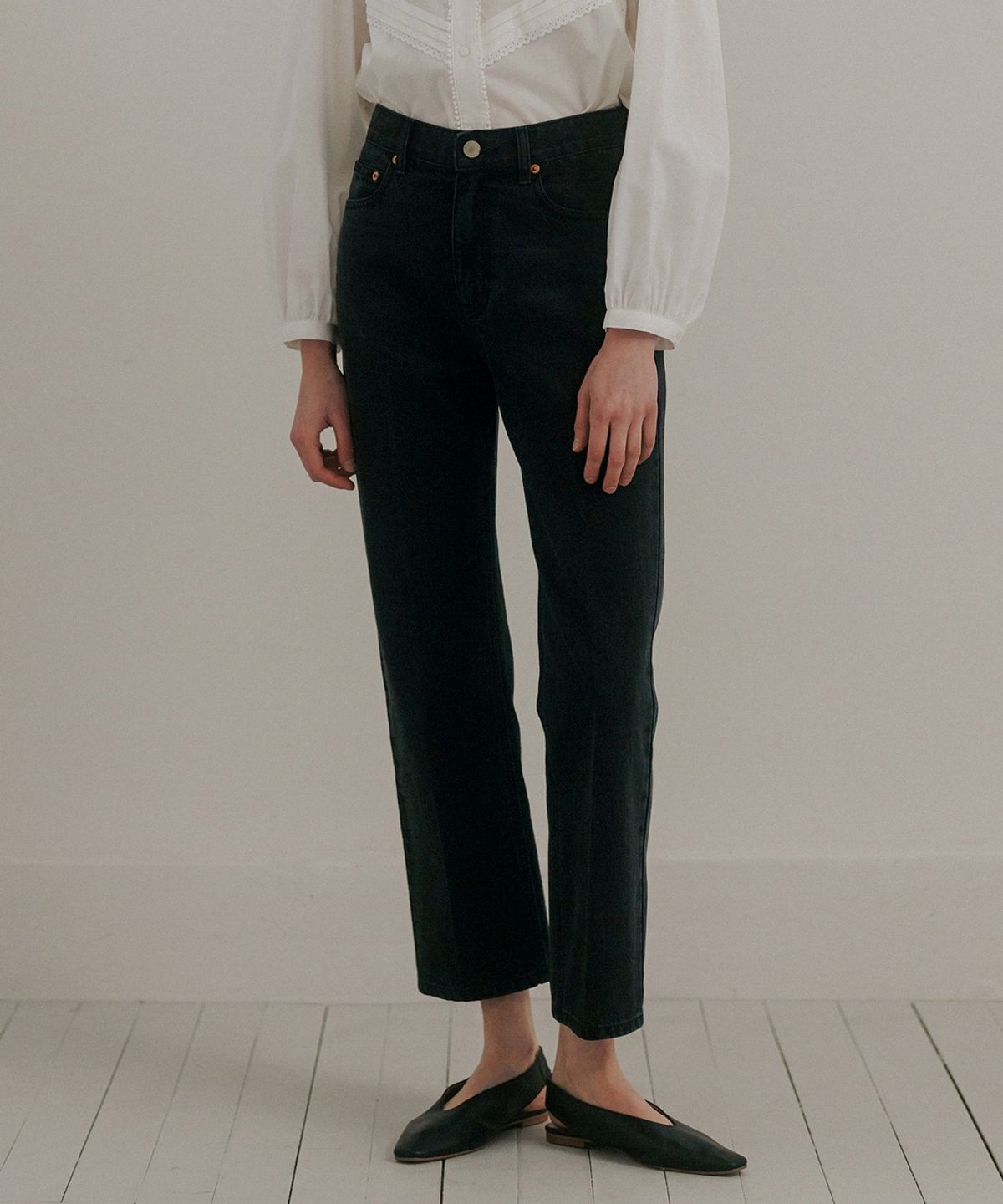 블랭크03(BLANK03) classic cropped jeans (black)