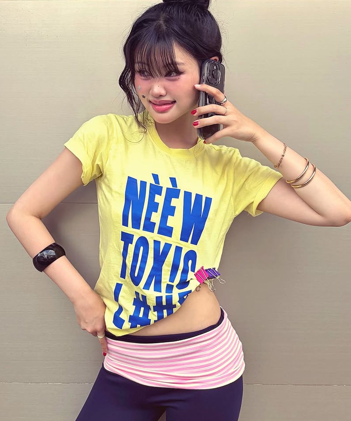 그레이버(GRAVER) [WOMAN]TOXIC 슬림반팔티_YELLOW
