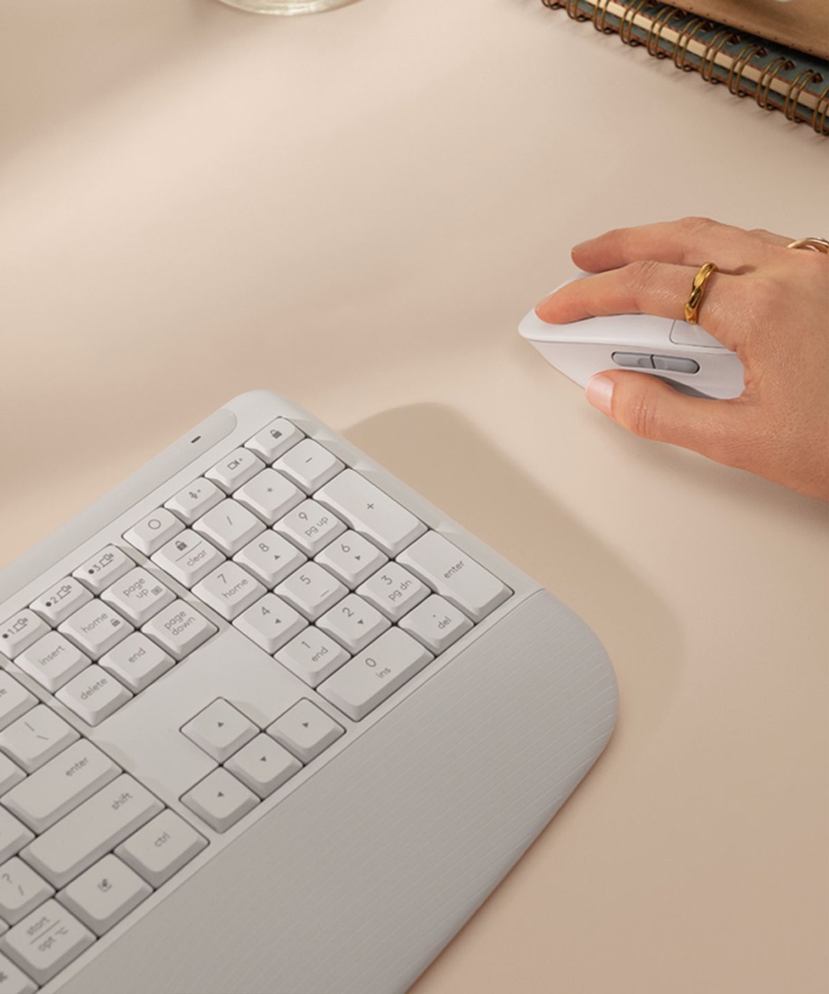 로지텍(LOGITECH) 로지텍코리아 공식 MK880 콤보 팜레스트 무소음 무선키보드마우스세트 화이트