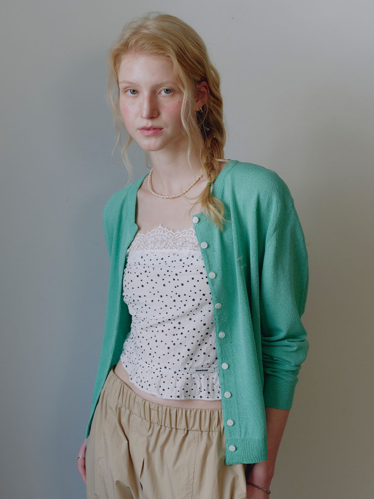뮈뮈에르(MUEMUER) Muemuer Plain Cardigan MU2634CD306M