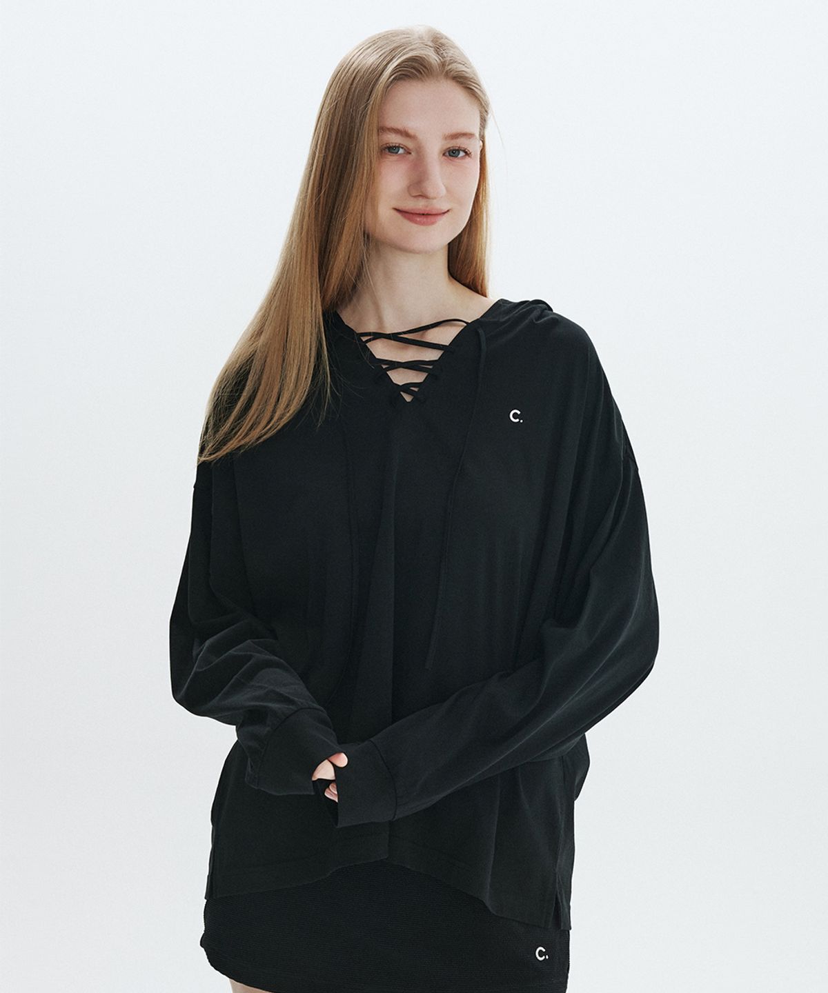클로브(CLOVE) [26SM clove] Deep V Lace-Up Cotton Top (Black)