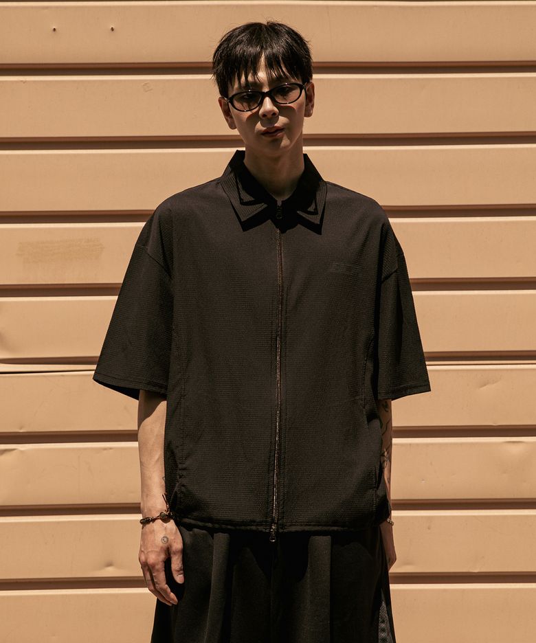 BC 엠보 반팔 집업셔츠 (BLACK)