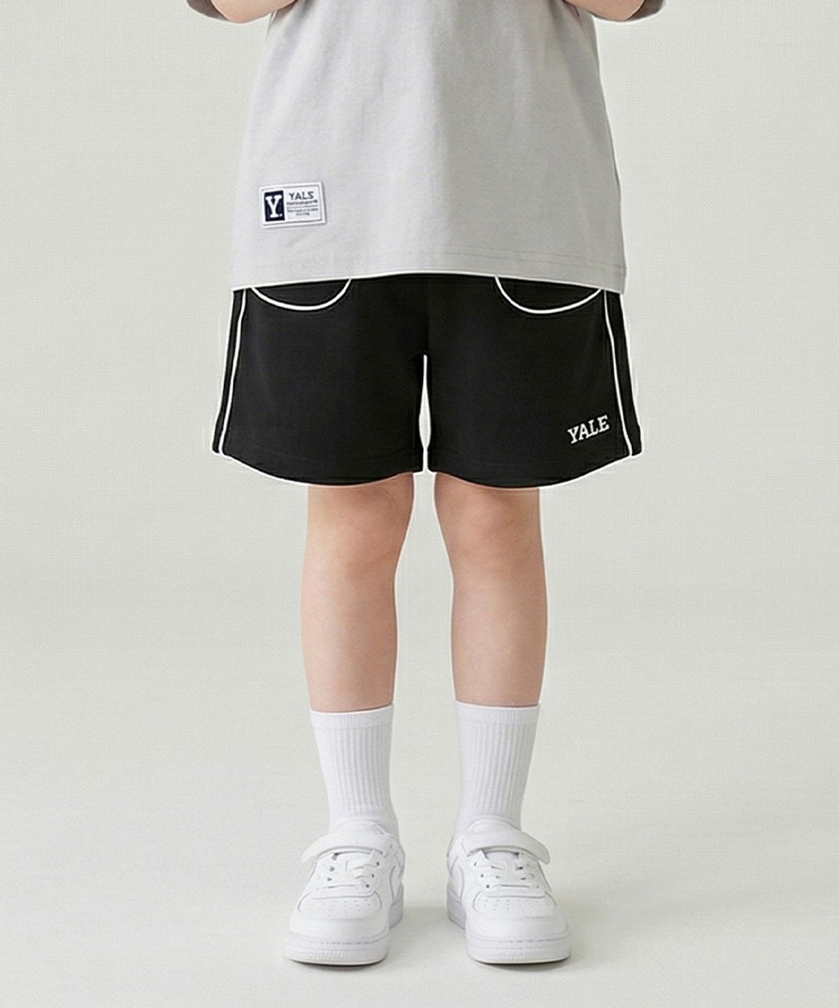 예일키즈(YALE KIDS) 라인 포인트 쇼츠 A6M022