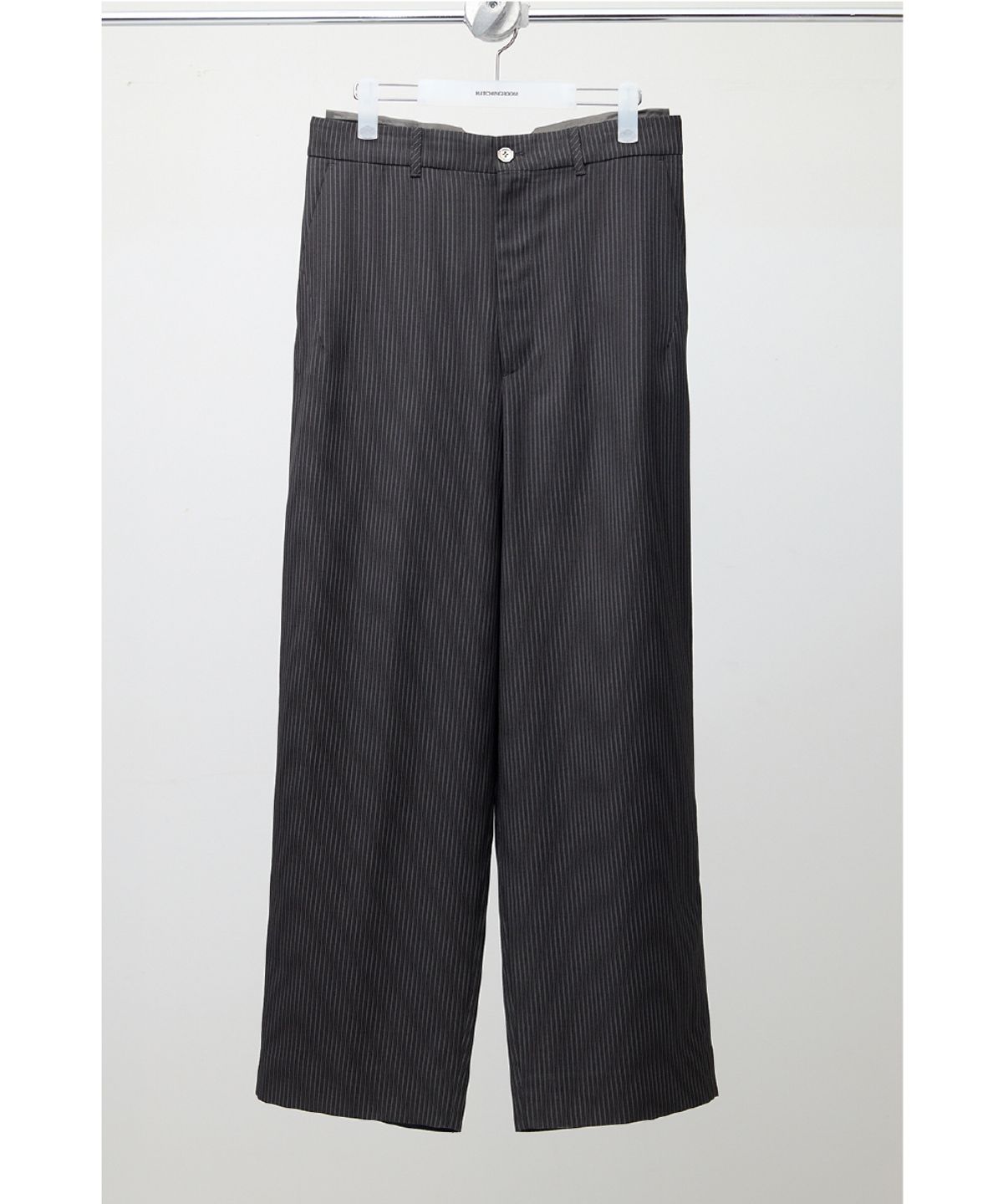 해칭룸(HATCHINGROOM) Contrast Trousers Stripe Dark Grey