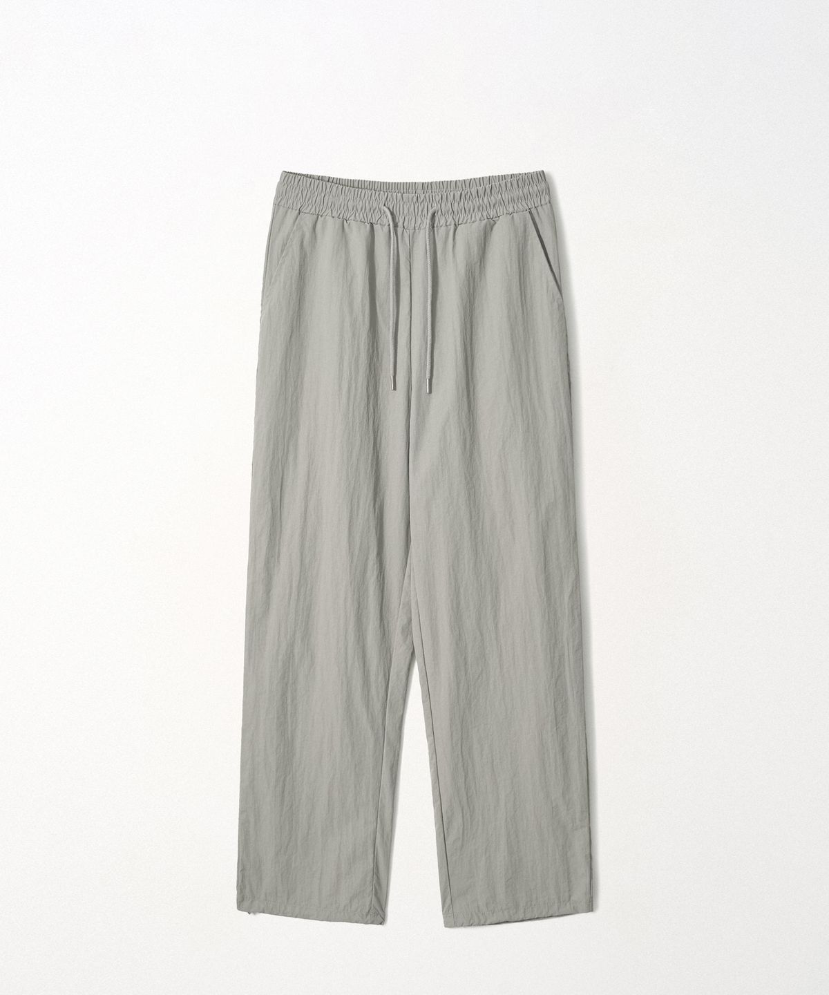 이지오(EZIO) Relaxed Nylon Trousers_Grey
