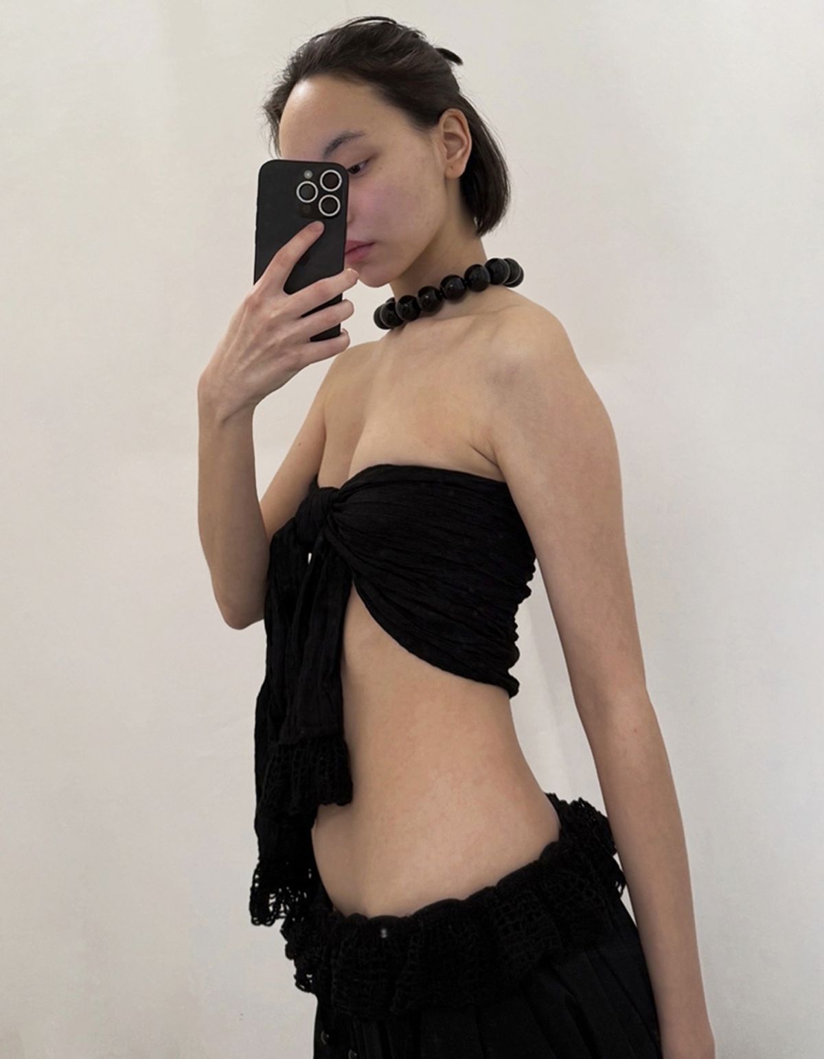 김미더영(GIMMETHEYOUNG) G_LACE KNIT TRIM MUFFLER / BLACK