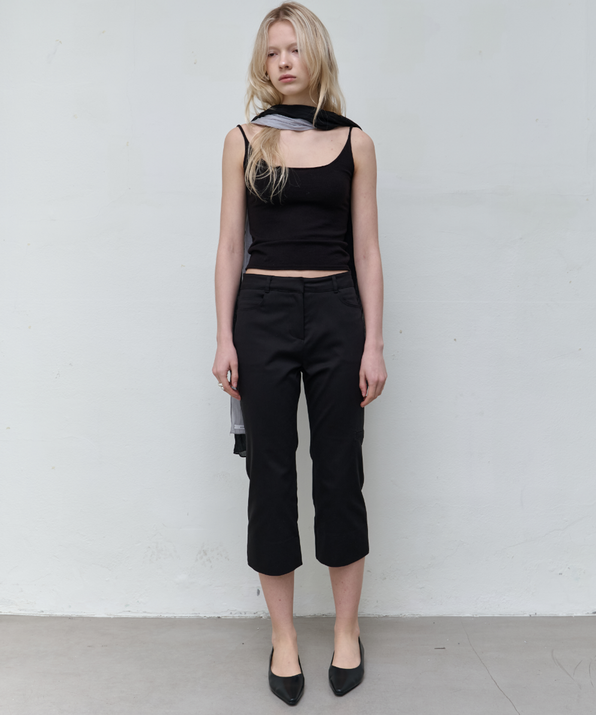 서란(SEORAN) Side Detail Half Pants_Black