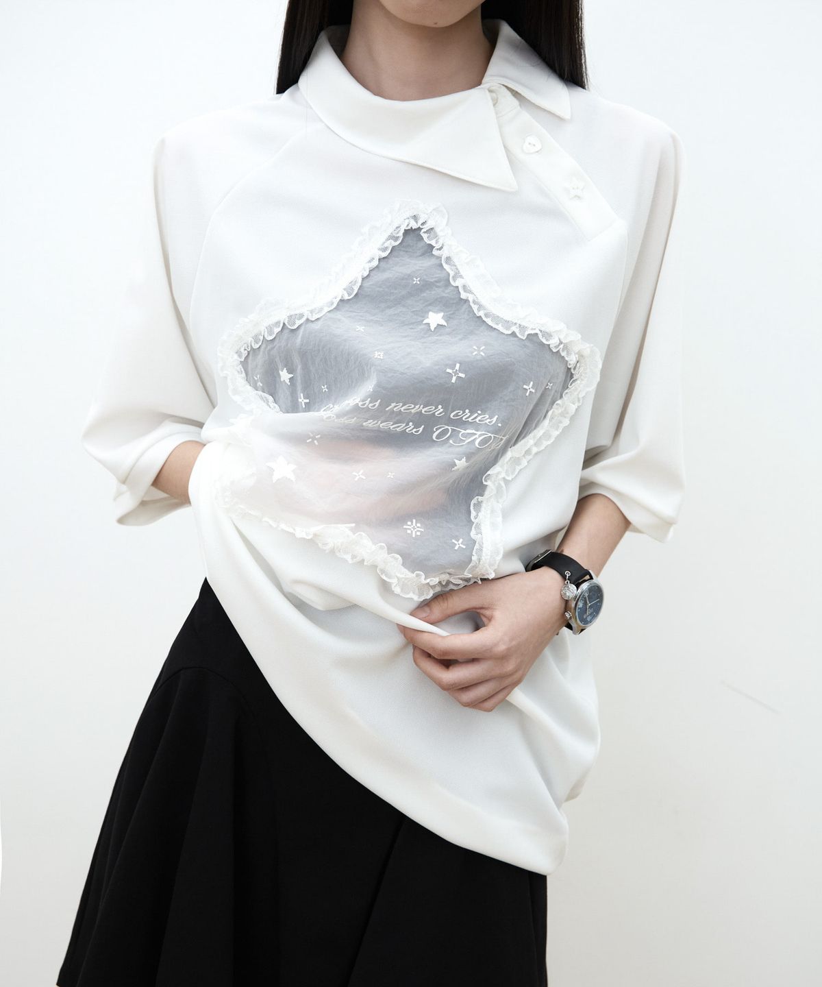 오호스(OJOS) Side Neck Over Collar Tee / Off White