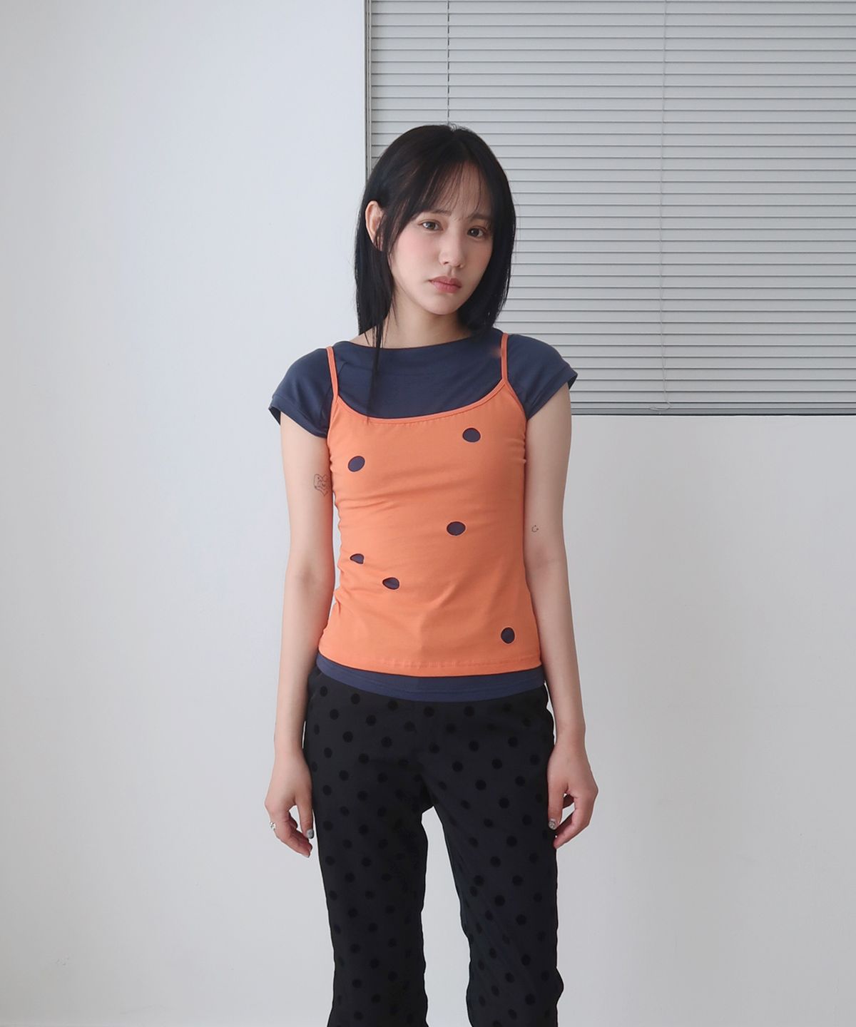 마조네(MA JOURNEE) HOLE DETAIL SLEEVELESS_ORANGE