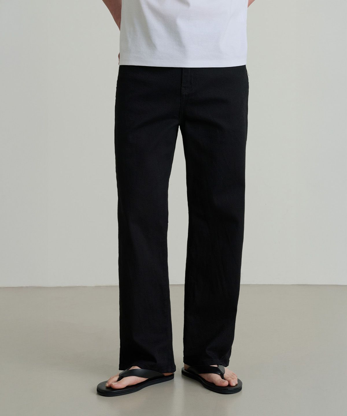 크레드먼스(CREEDMENS) 플랫 세미 와이드 치노 팬츠 (BLACK)