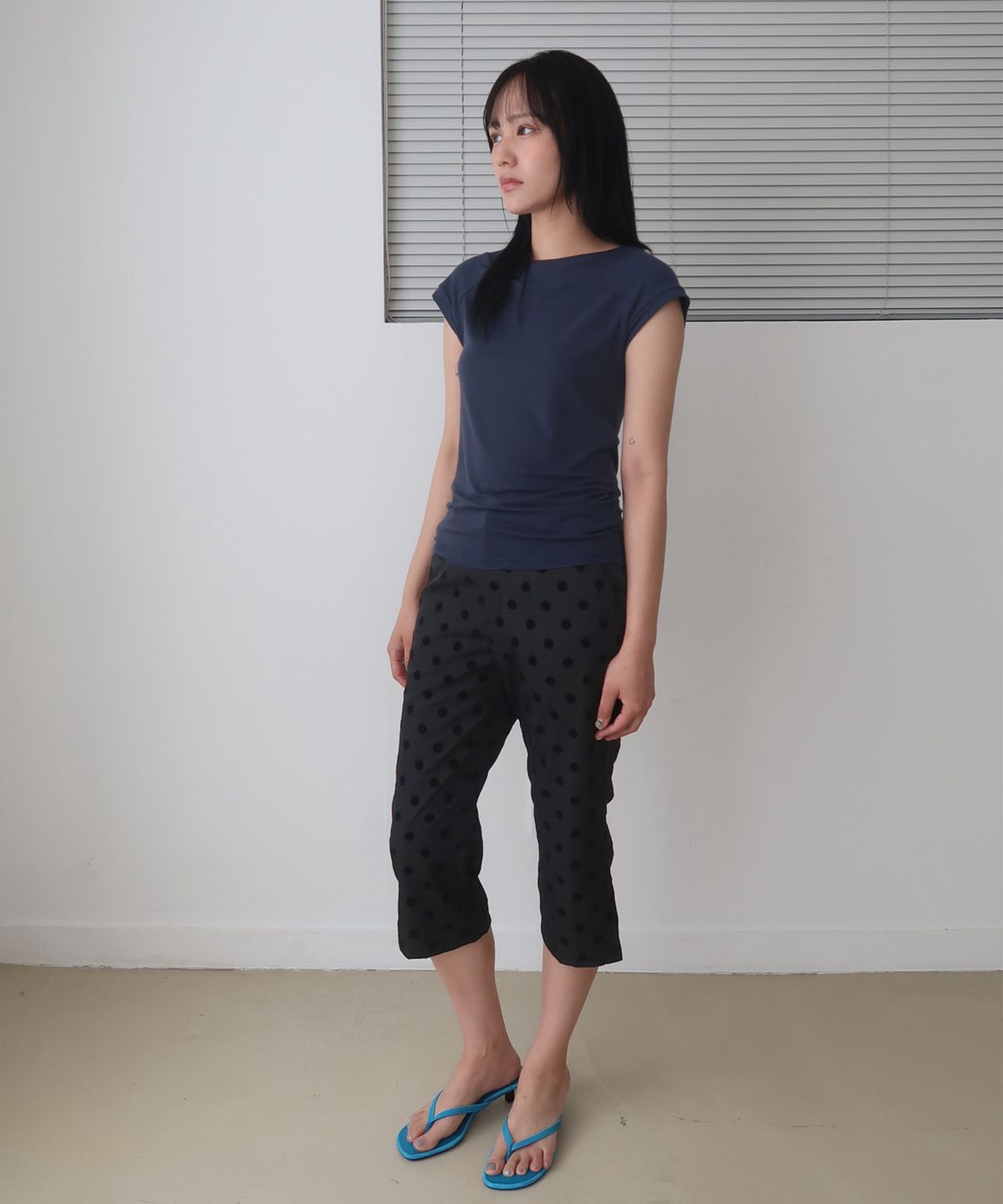 마조네(MA JOURNEE) DOT CAPRI PANTS_BLACK