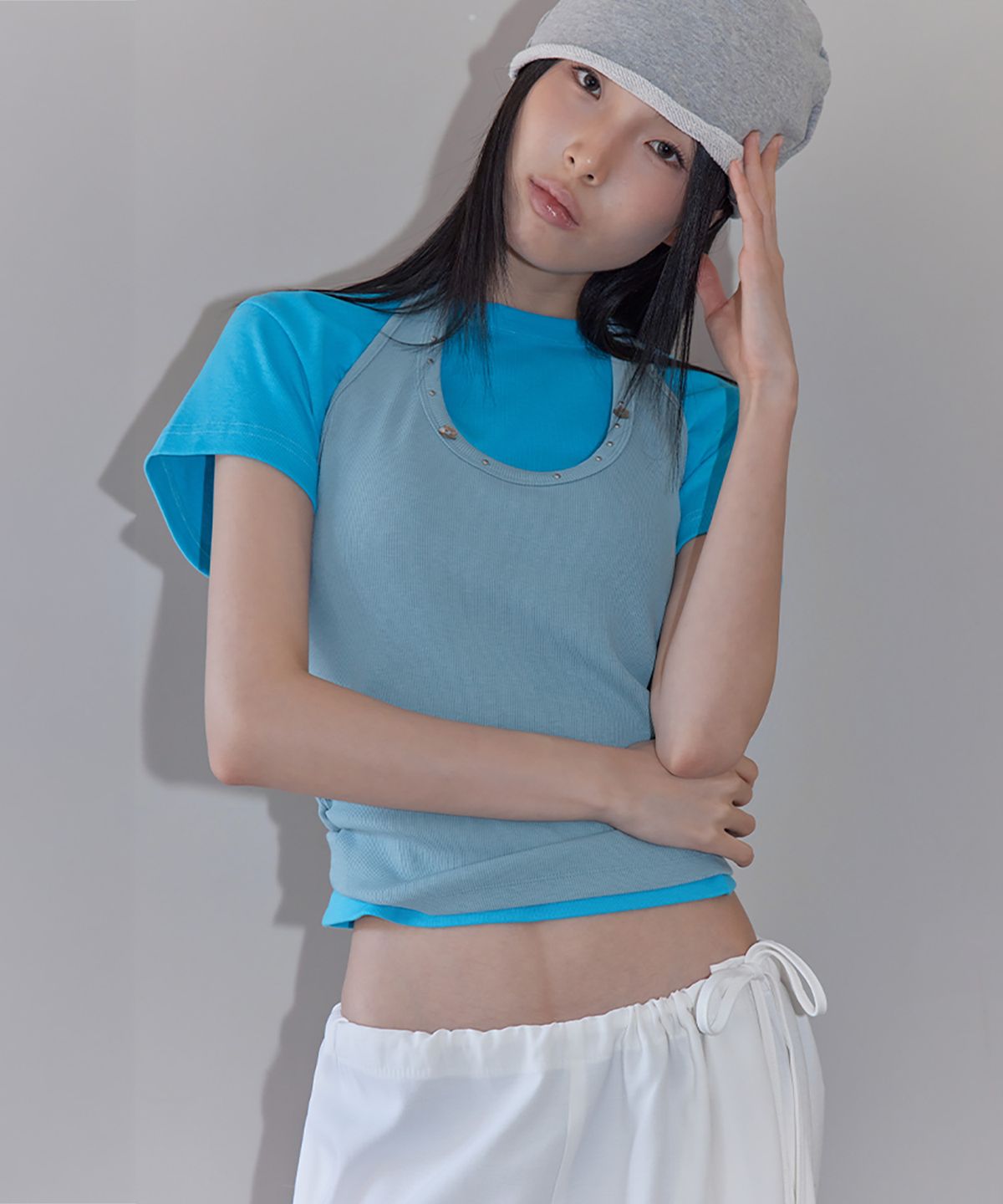 런던다다(LONDONDADA) Stud Shirring Halter Neck Top, BLUE