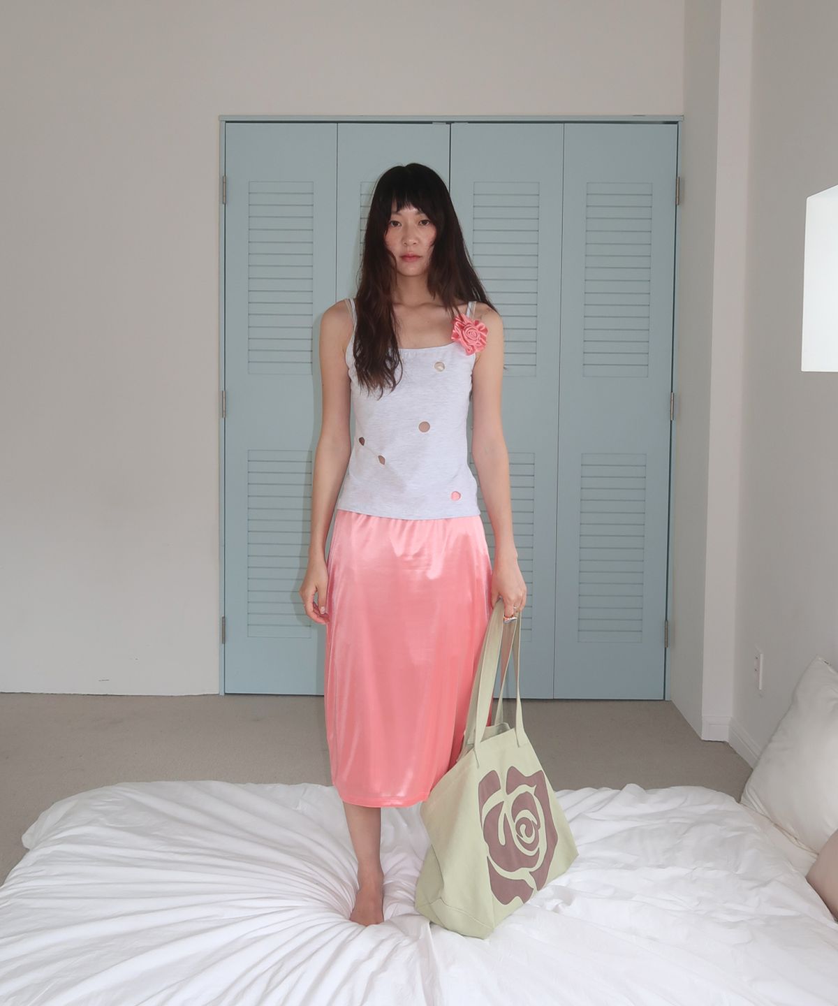 마조네(MA JOURNEE) SATIN MIDI BANDING SKIRT_PINK