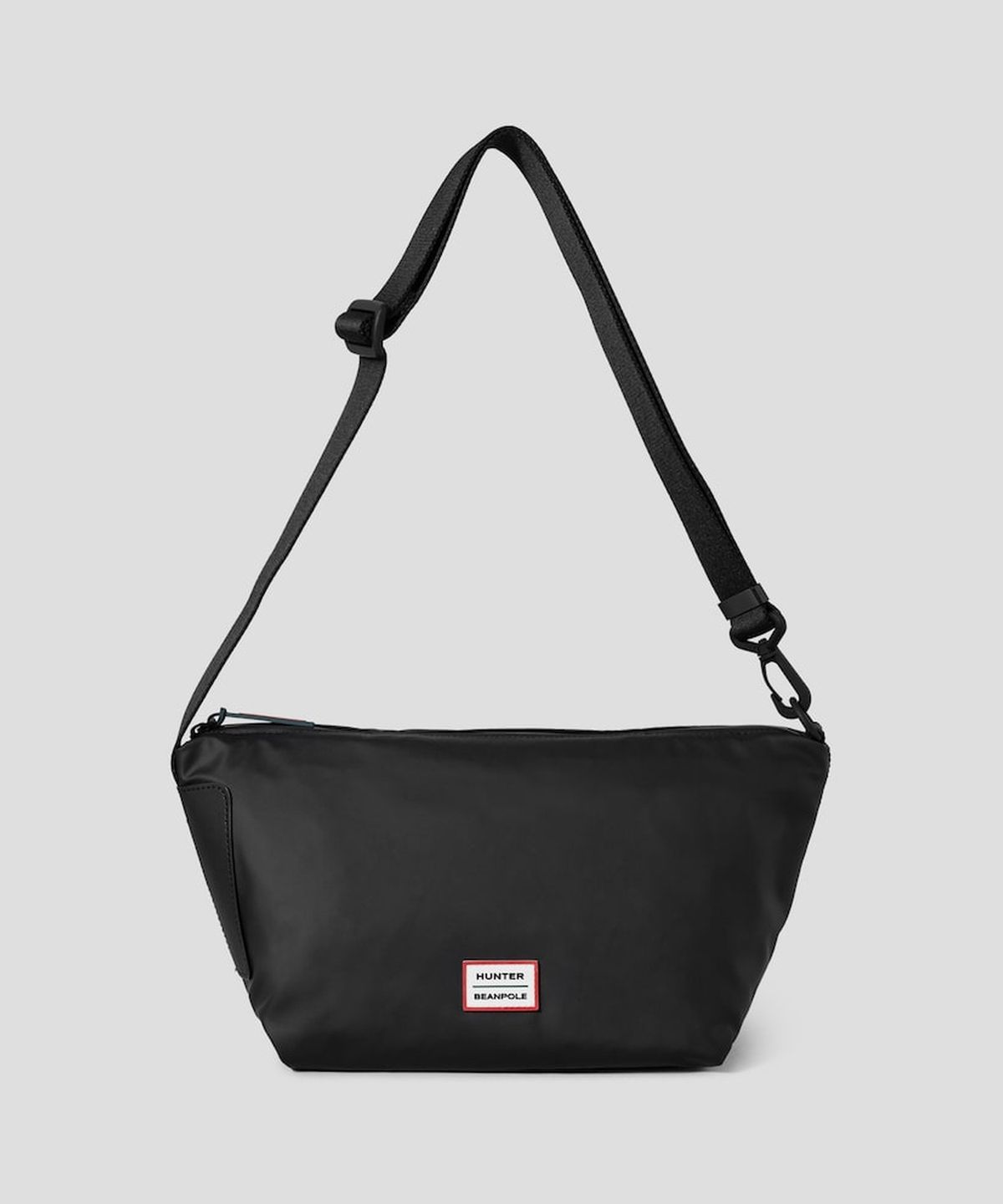 빈폴 액세서리(BEANPOLE ACCESSORY) [HUNTER] 스몰 크로스백 - 블랙