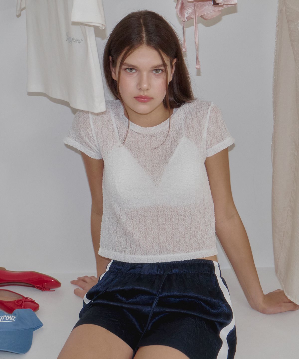 로시로우(LOSSYROW) Lace Half Top white