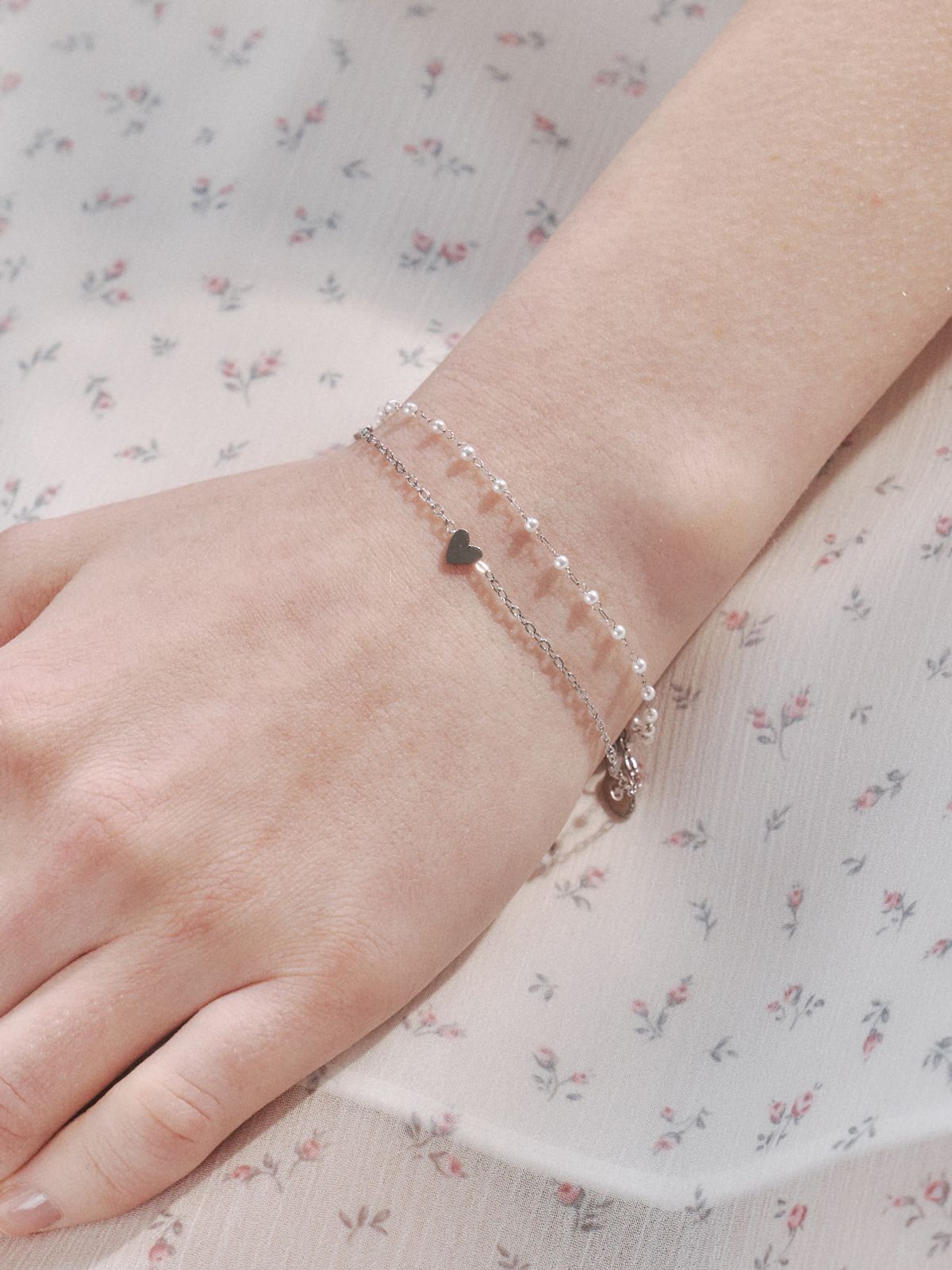 앵브록스(ENGBROX) kissed pearl layered bracelet
