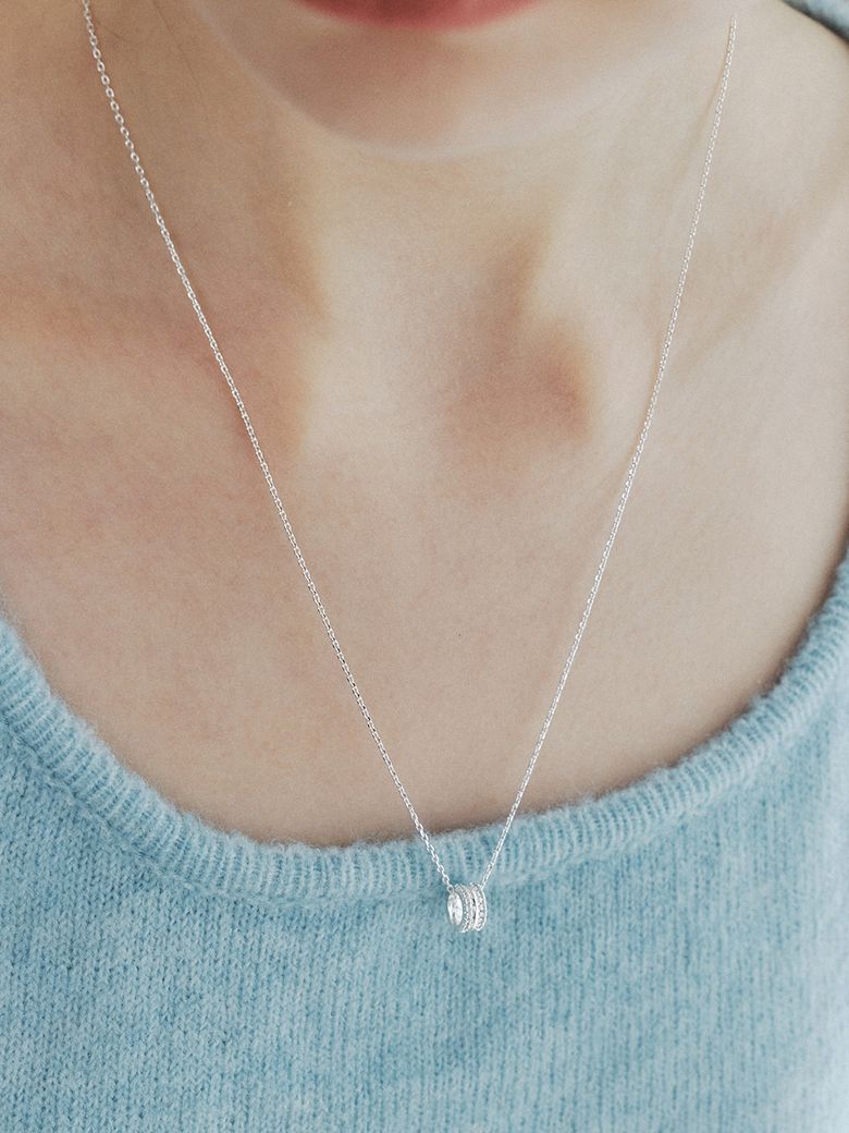 drizzle cubic necklace