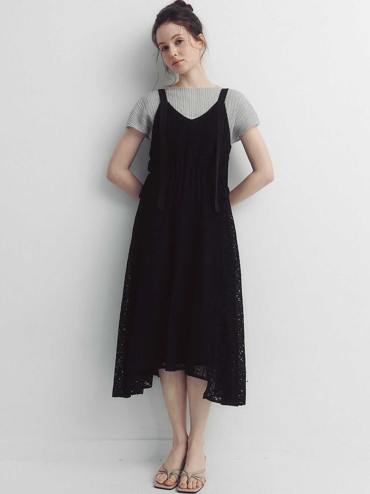 셉템버투웨니(SEPTEMBER TWENTIETH) 레이스 레이어드 드레스 (Black)