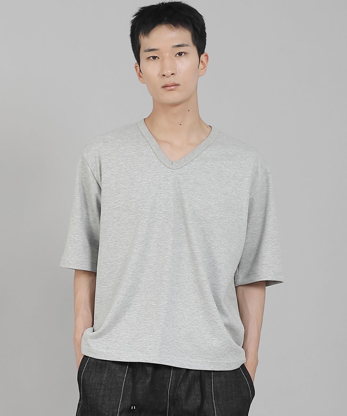 세인트크루(SAINTCREW) 무지 V넥 5부 반팔티셔츠 VHR-895 그레이