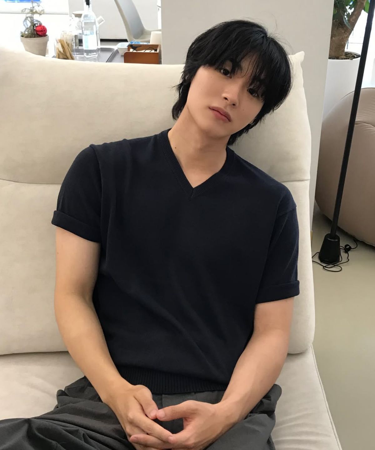 효지(HYOJI) 26 SS 워셔블 린넨 브이넥 크롭 니트 (6컬러)