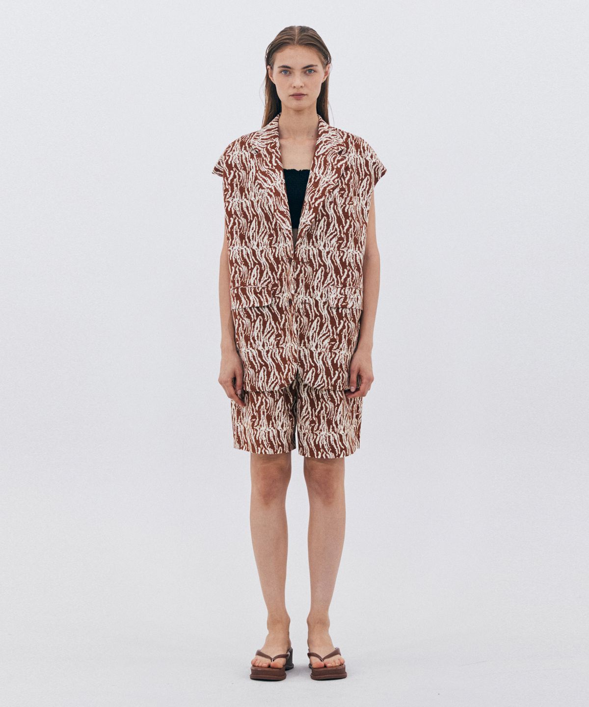 베데르미(VEDERMI) brown cotton-linen sleeveless jk