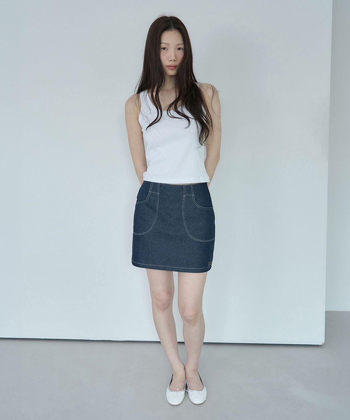 아미디(AMIDI) 데님 미니 스커트_딥 네이비