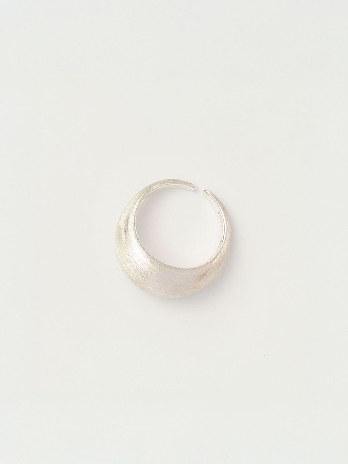 토우트(TOUT) oval bold ring (brass)
