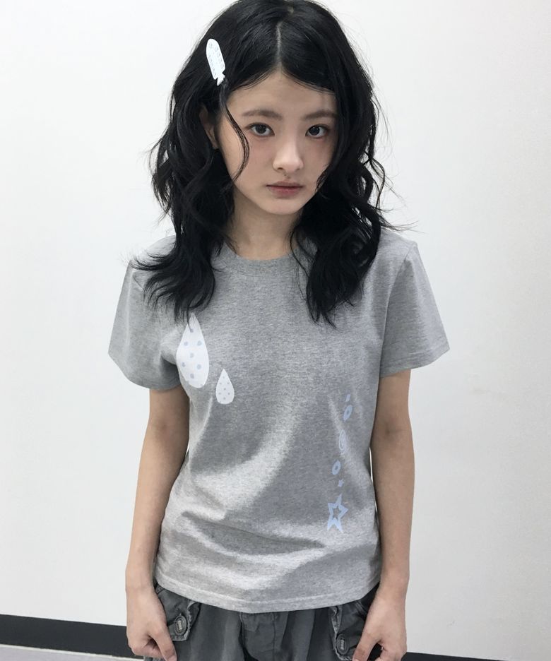 티어 스타 슬림핏 반팔티 그레이