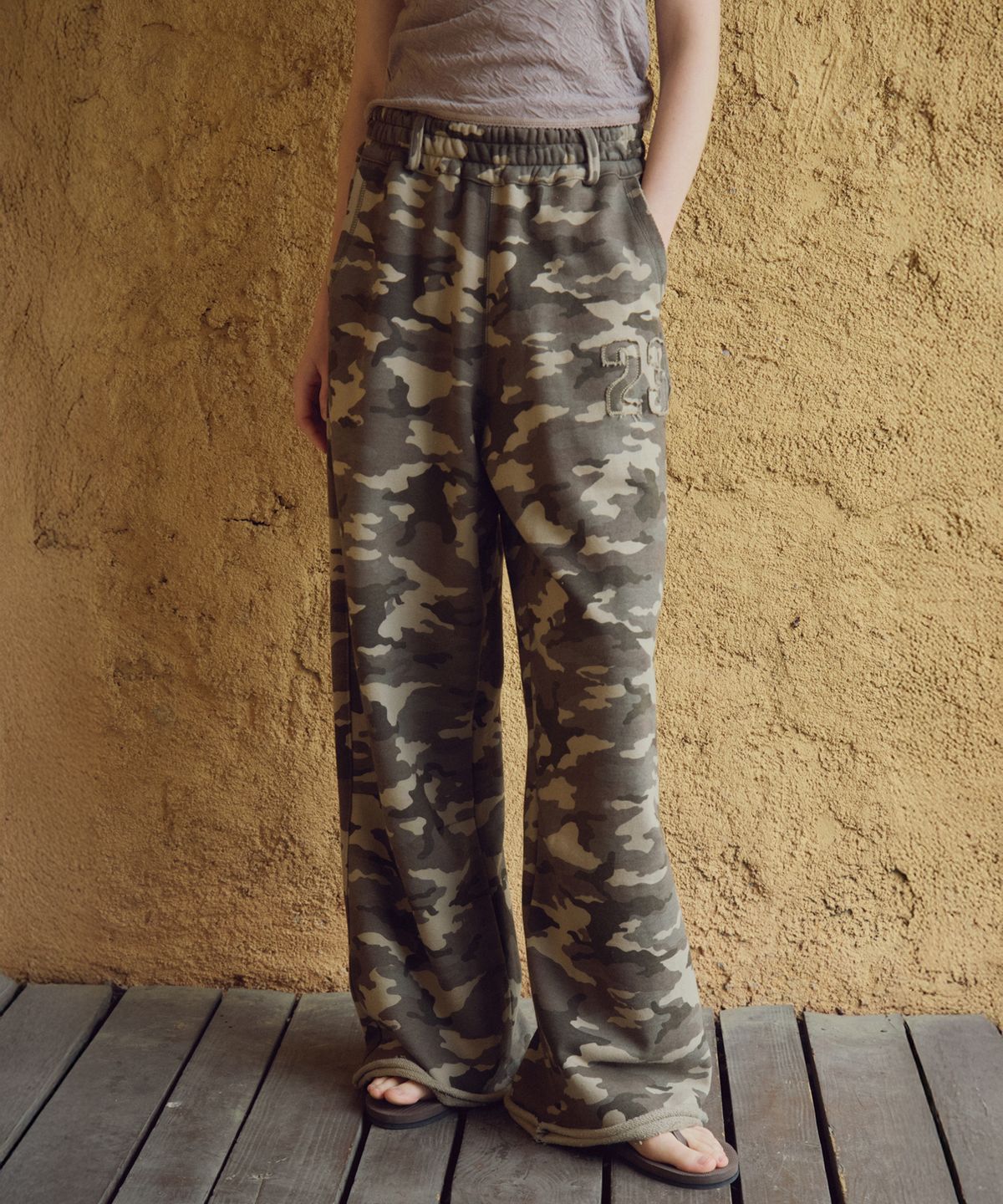 씨타(CITTA) Every Day No.23 Patch Camo Sweat Pants_CTB568(Beige)