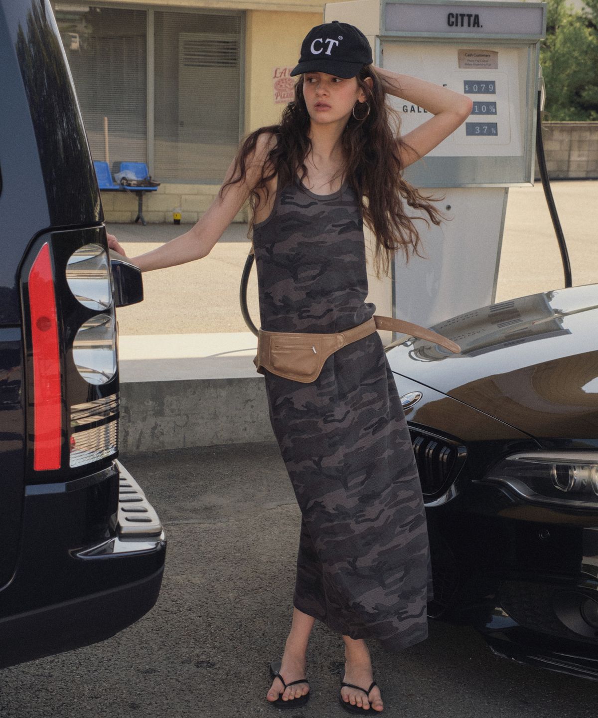 씨타(CITTA) Vintage Camo Flare Maxi Dress_CTOP718(Charcoal)