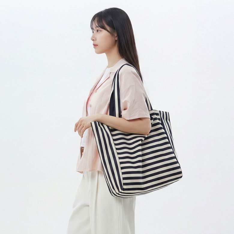 브리즈 리버시블 쇼퍼 백 AS7AB420