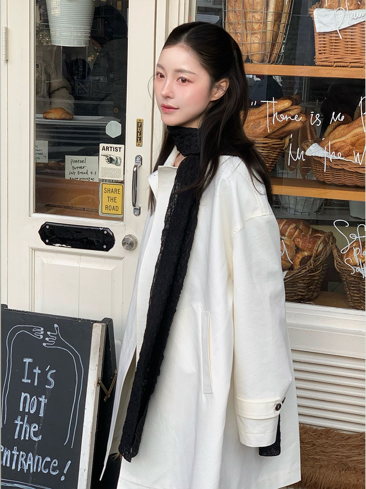 텍스트룸(TEXT ROOM) 텍스쳐 스카프_블랙