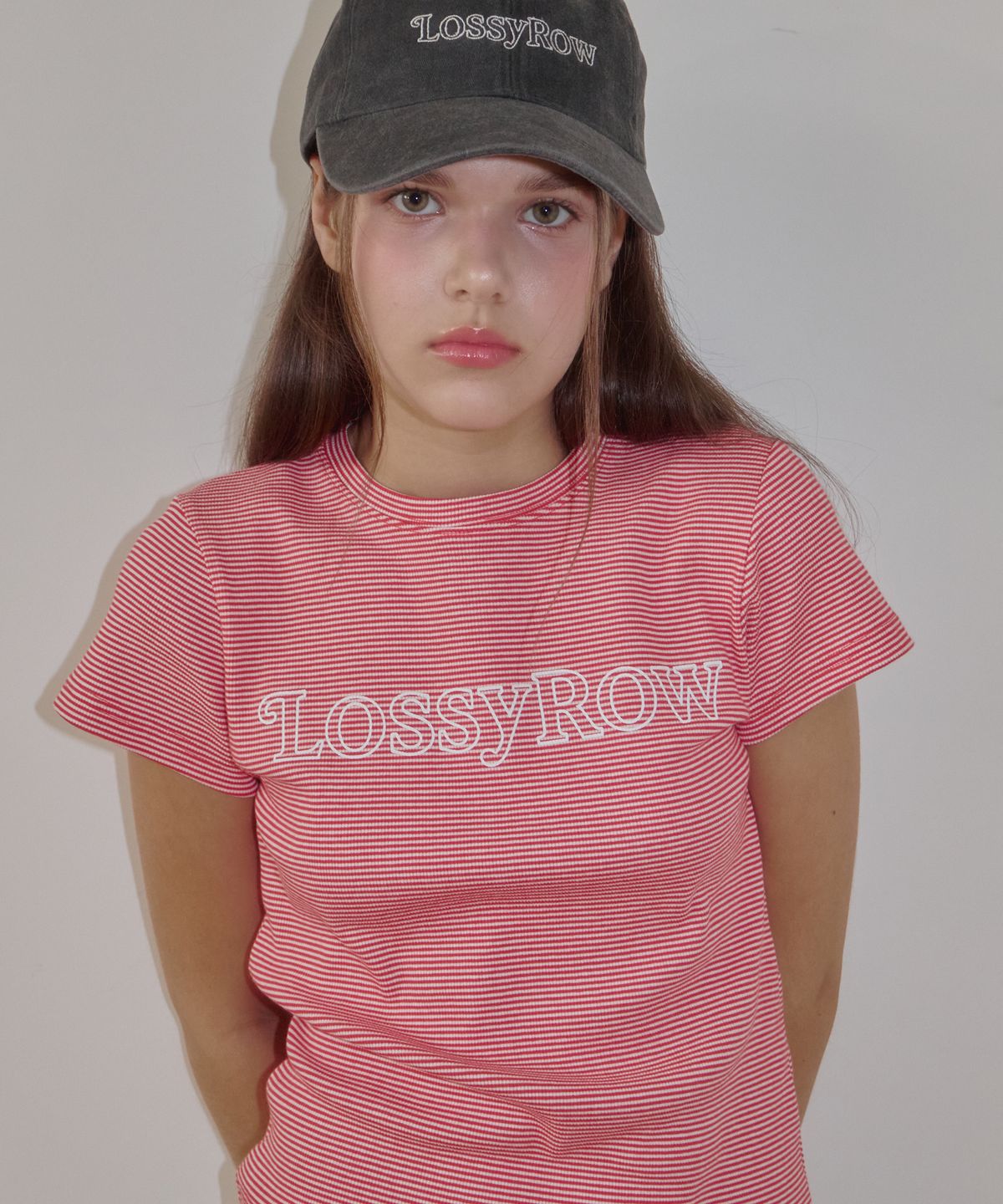 로시로우(LOSSYROW) Stripe Outline Logo Tee red