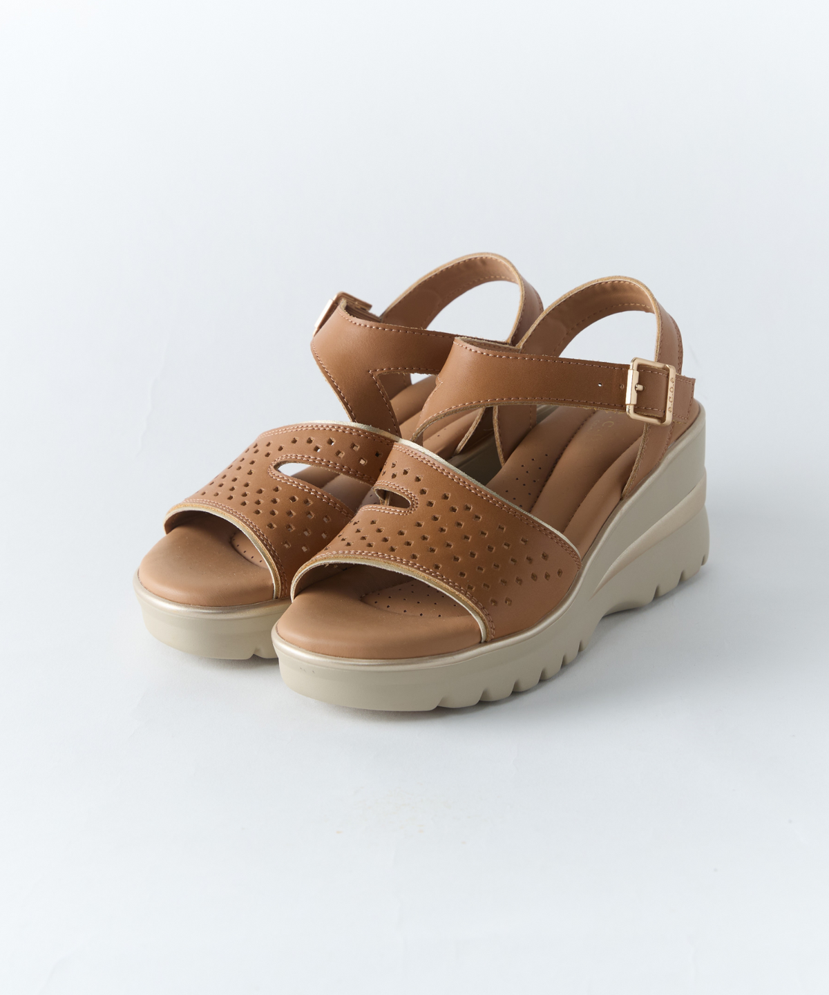 에코에(ECOE) 26SS e.c.o.e Essential Wedge Sandal - Summer Camel