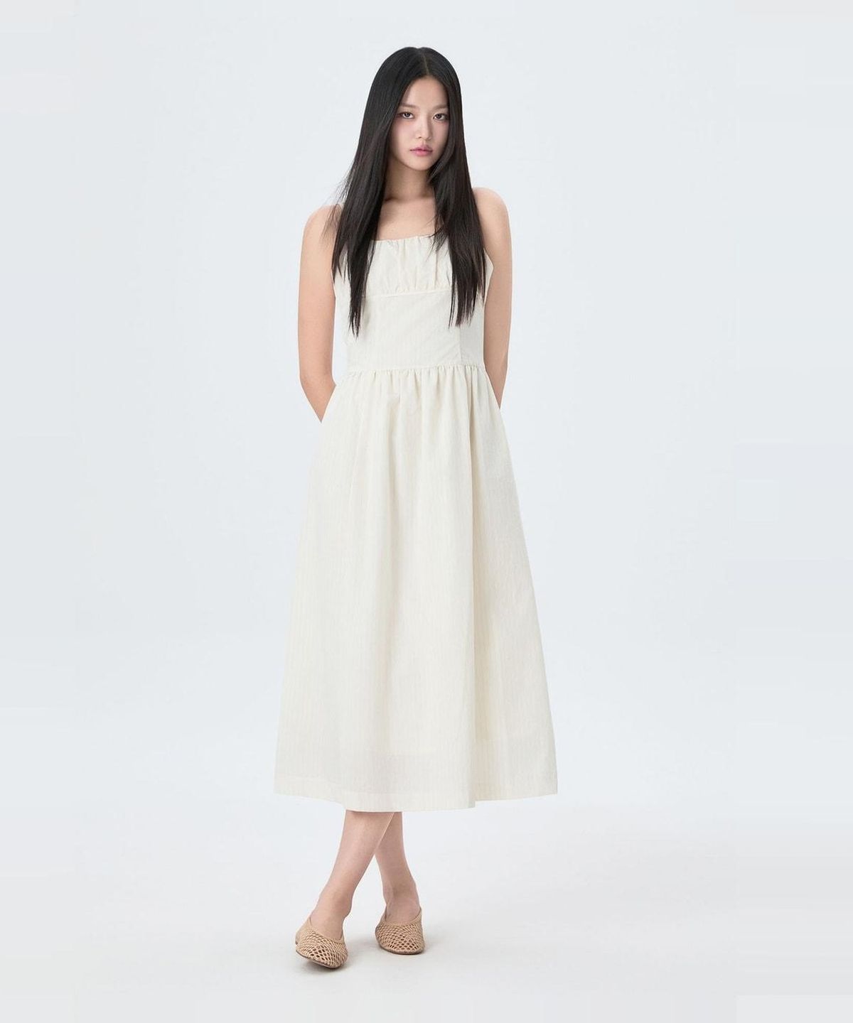 미쏘(MIXXO) 셔링 나시 롱 원피스_MIWOWG701B