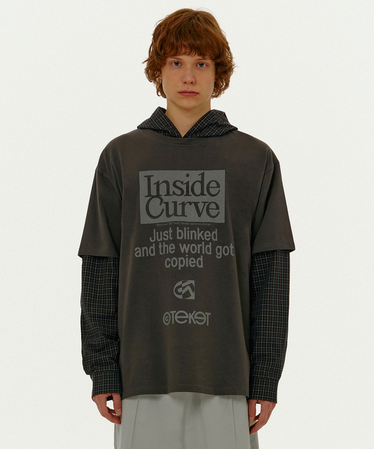 테켓(TEKET) Flicker Layered Hooded Tee Charcoal