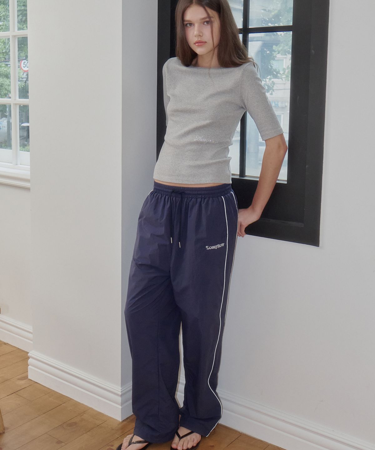 로시로우(LOSSYROW) Double Line Track Pants navy