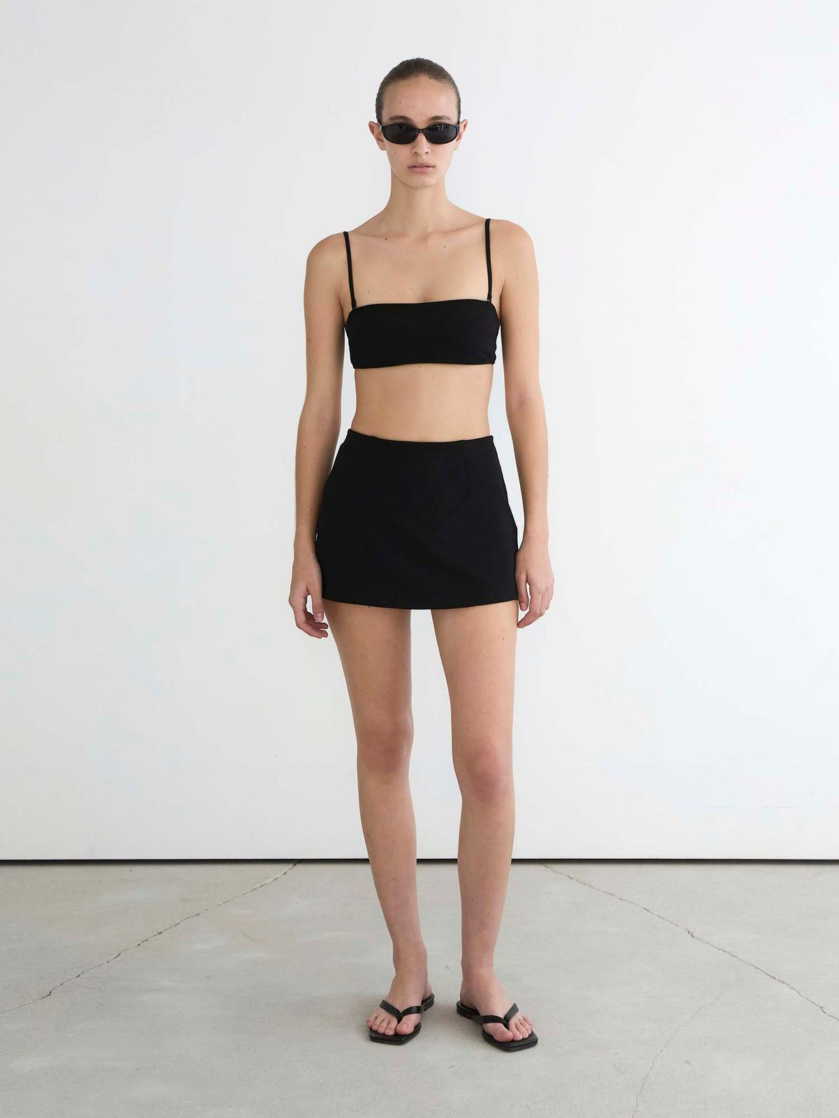 오베르(AUBER) Ribbed Bandeau Bikini Set - Black