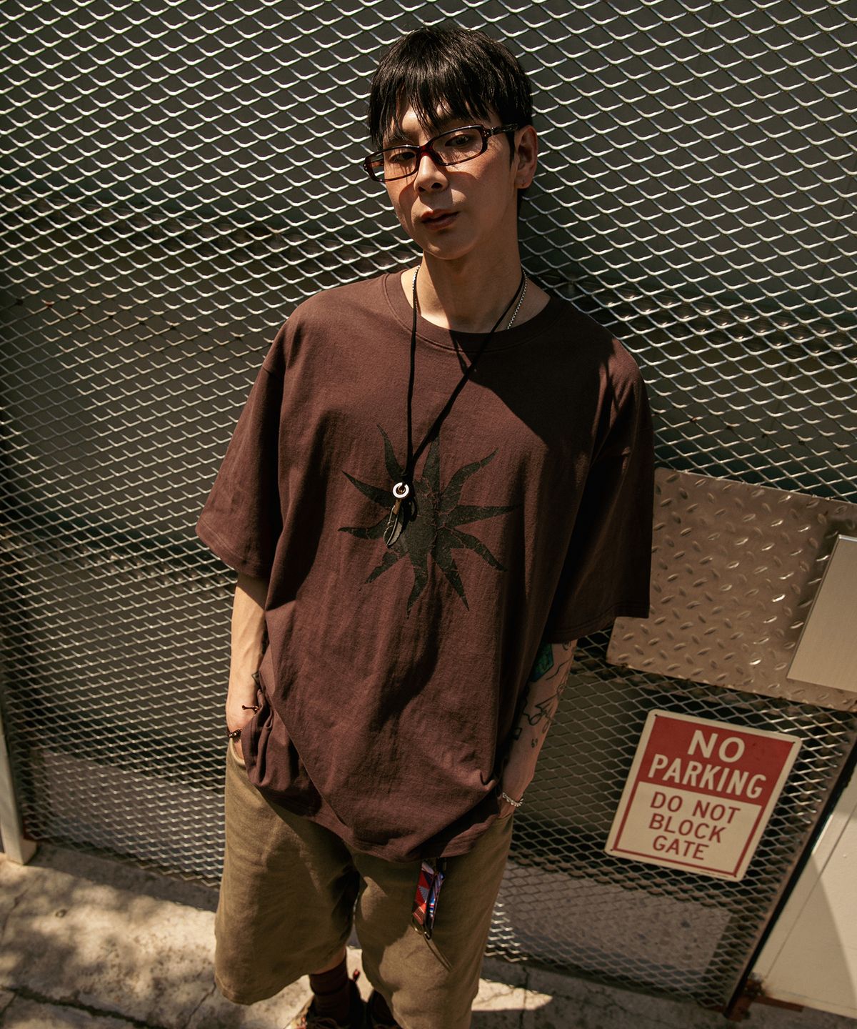 버닝카포네(BURNING CAPONE) BC 라이즈 썬 반팔 티셔츠 (BROWN)