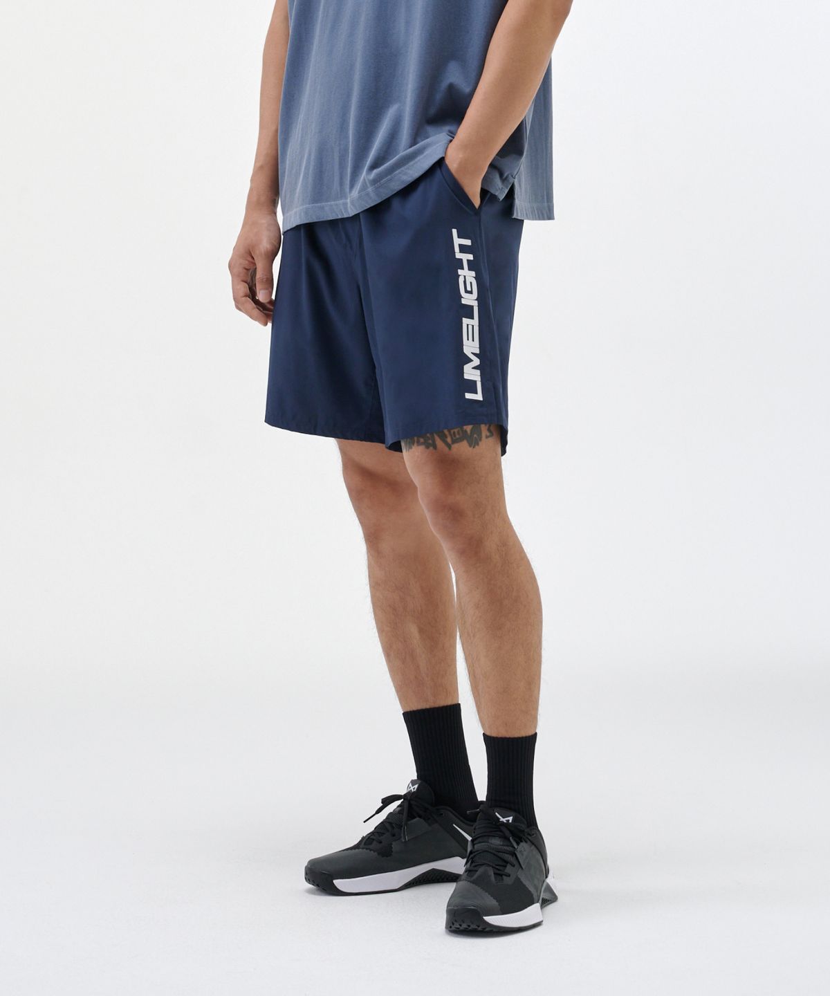 라임라잇 어패럴(LIMELIGHT APPAREL) 애슬릿 라임라잇 빅 로고 라이너 쇼츠 (네이비/화이트)