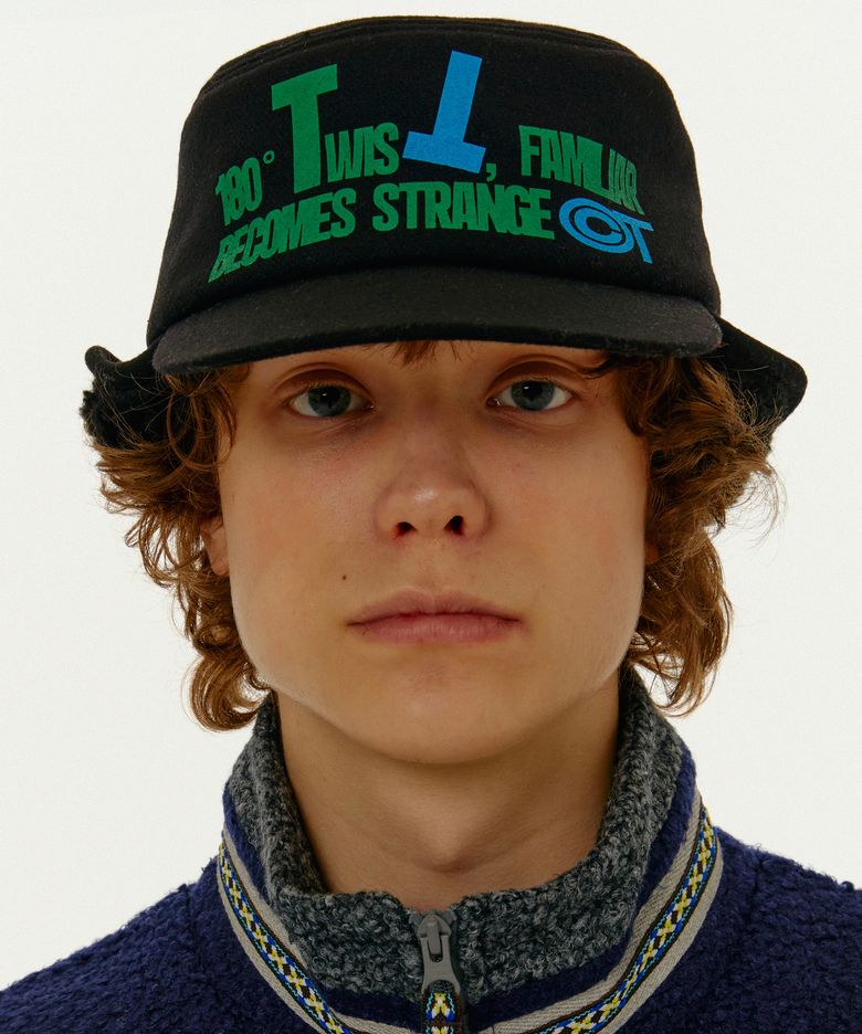 Twist Pillbox Trooper Cap Black