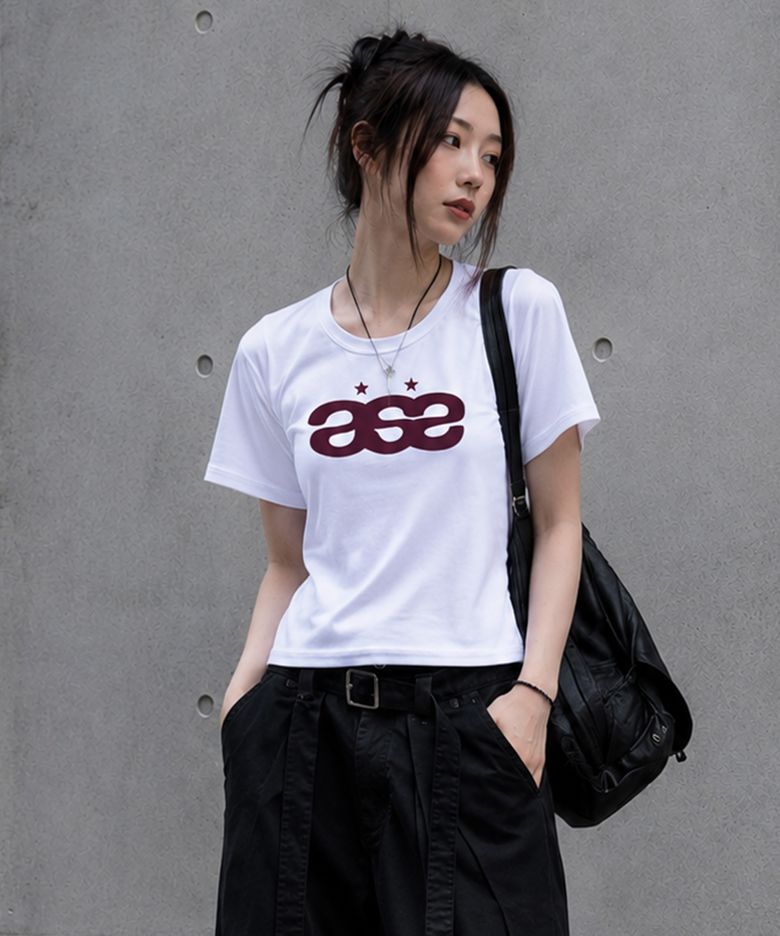 PD ase 슬림핏 반팔티 화이트