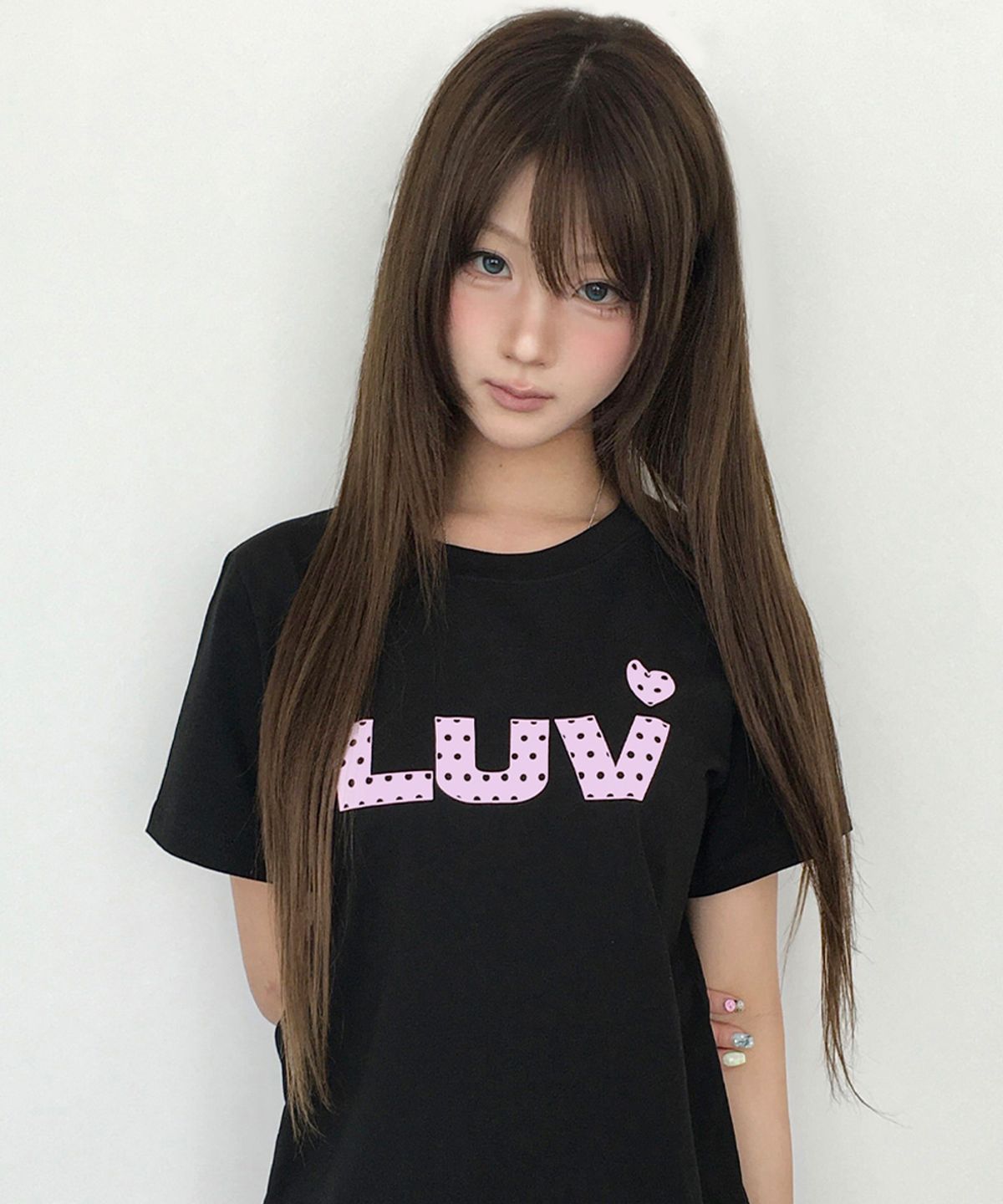 러브이즈트루(LUVISTRUE) SY LUV DOT TEE(BLACK)