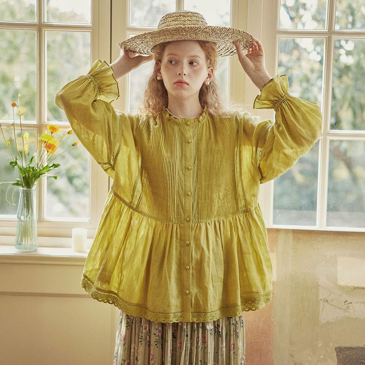 프라우드 마리(PROUD MARY) PM_Pintuck lace trumpet sleeve blouse
